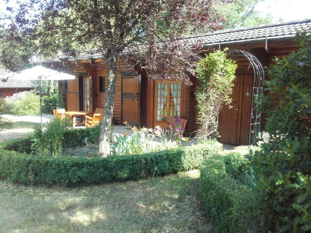 Chalet Le Paradou Adults Only Lessive Bagian luar foto